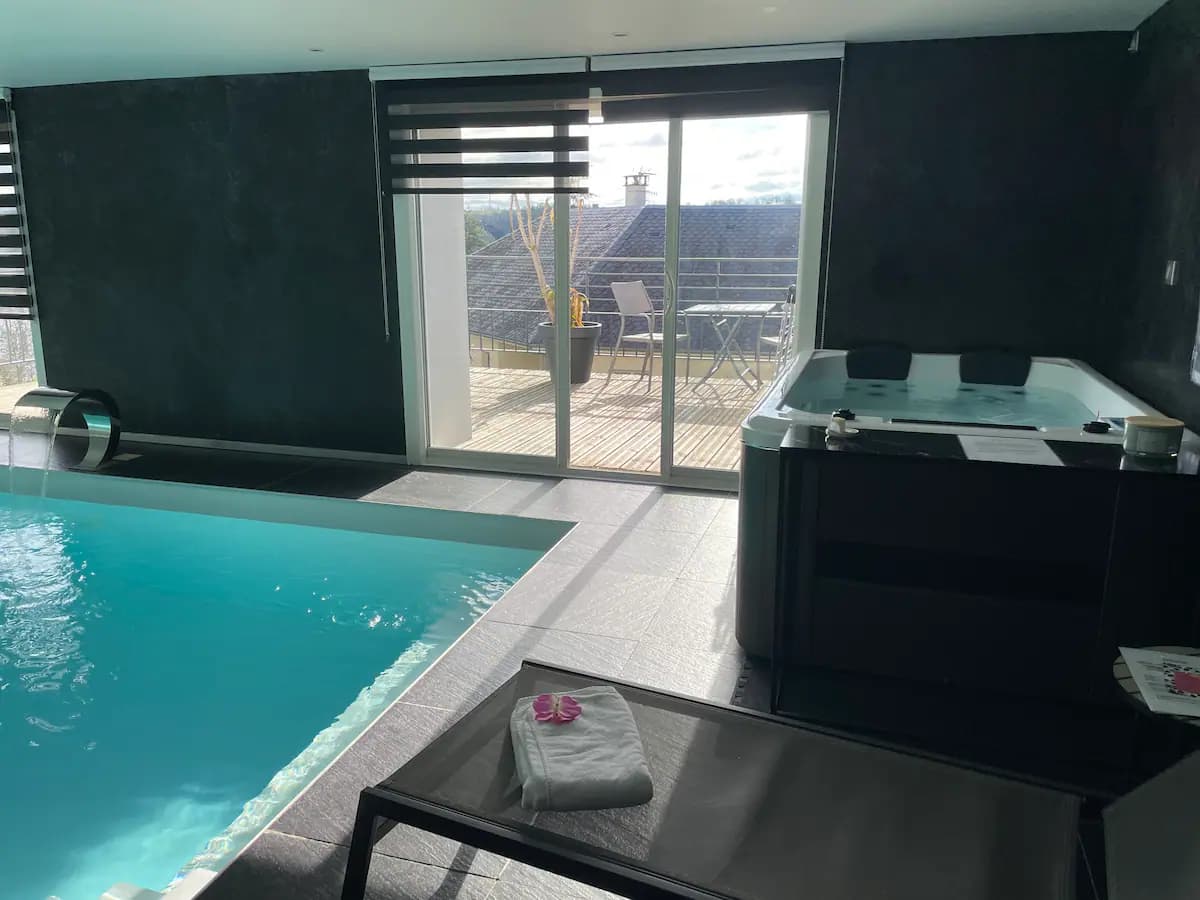 Jacuzzi intérieur